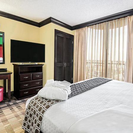 Crowne Plaza Suites Houston - Near Sugar Land Екстер'єр фото