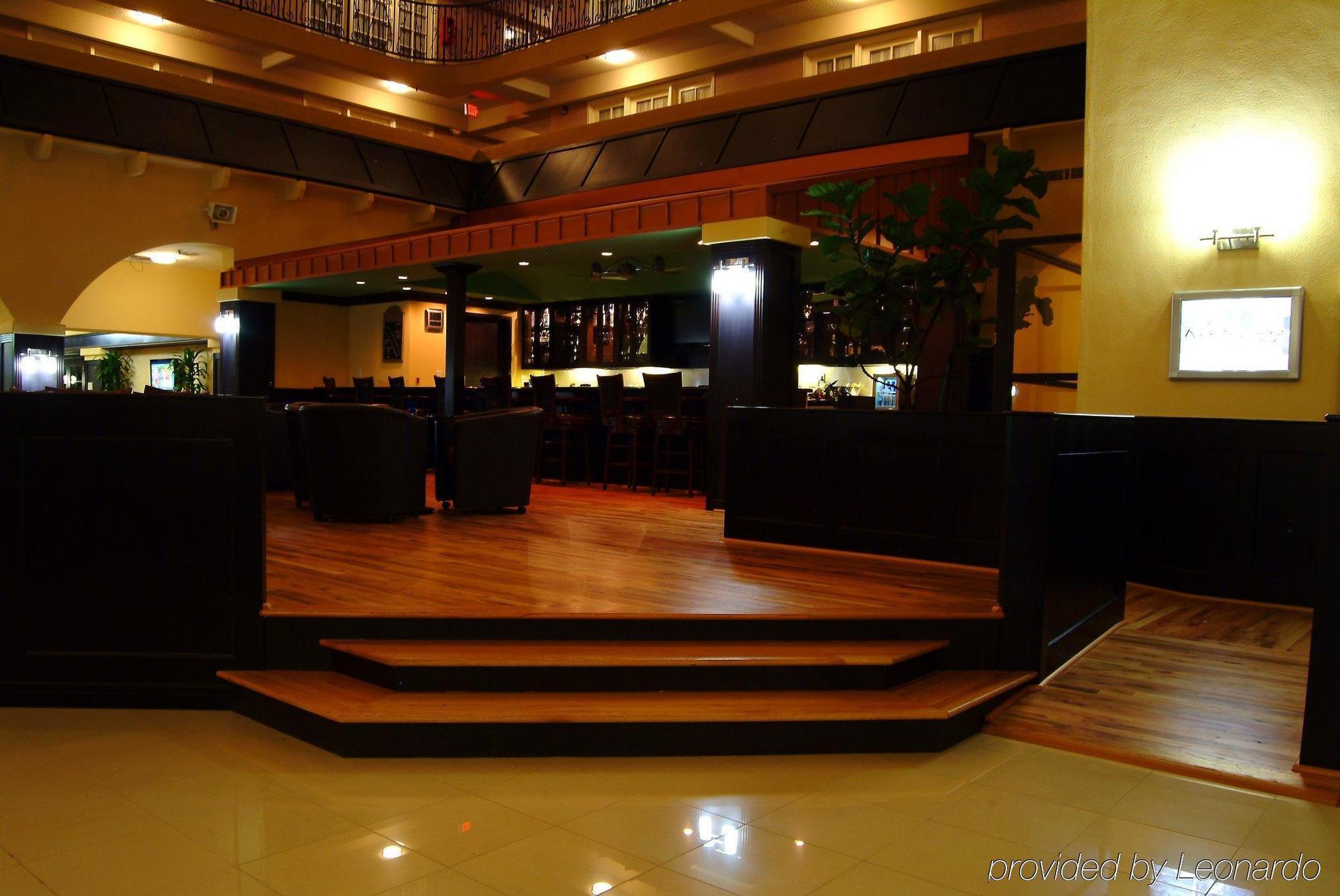 Crowne Plaza Suites Houston - Near Sugar Land Інтер'єр фото