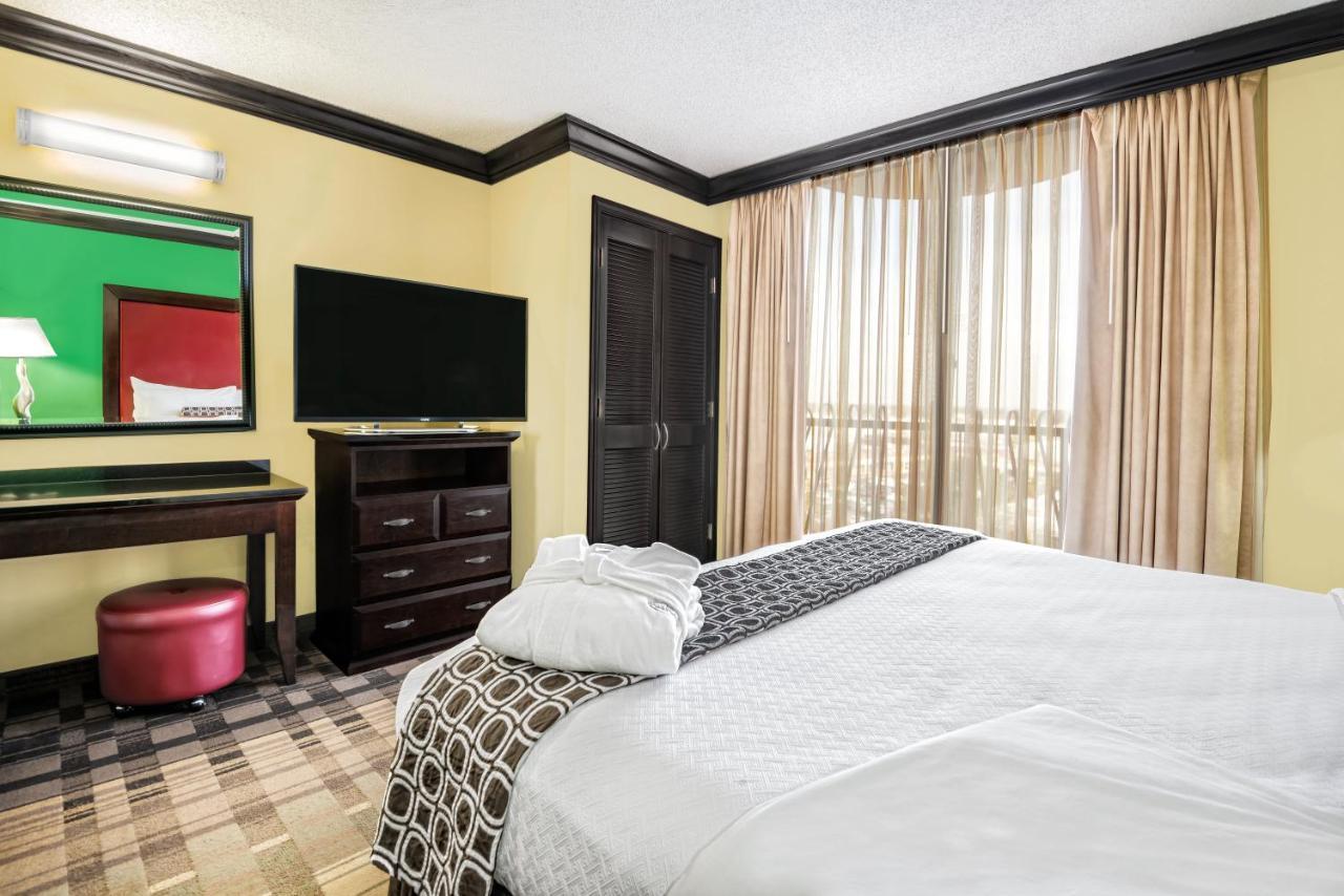 Crowne Plaza Suites Houston - Near Sugar Land Екстер'єр фото